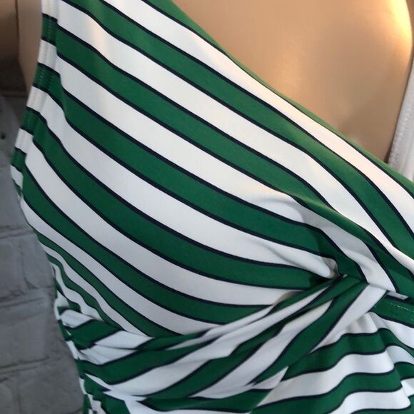 Green & White Striped Swimsuit Built In Bra See Measurements - Picture 9 of 15
